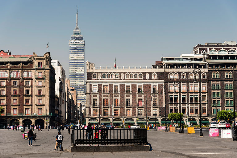 domingo-santo-restaurante-hotel-cafeteria-cdmx